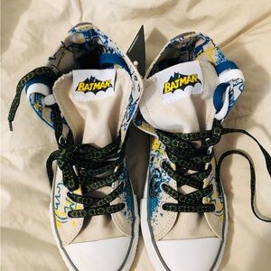 NWT Converse x Batman’s Youth 2